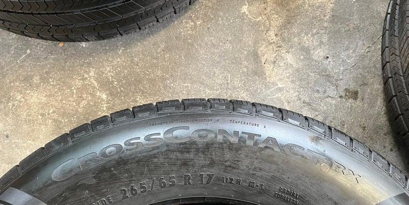 ยางป้ายแดง 265-65-17 Continental ปี 25 สวยกริ๊บ ถอดจากรถใหม่ป้ายแดง