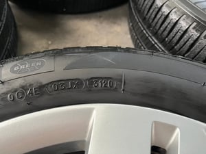 ล้อกระทะ 4รู100 Honda ขอบ 15 แถมยาง 175-65-15 Michelin ปี 20