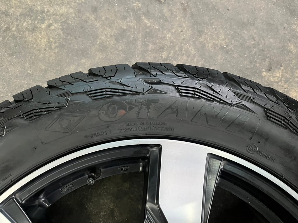 ล้อแม็ก Toyota Fortuner TRDแท้ ขอบ 20 พร้อมยาง 265-50-20 OTANI ปี 24 ล้อแม็ก Toyota Fortuner TRDแท้ ขอบ 20 พร้อมยาง 265-50-20 OTANI ปี 24