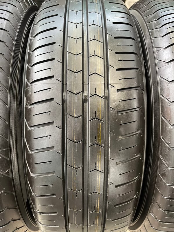 ยางป้ายแดง 195-60-16 Yokohama ปี 25 สวยกริ๊บ ถอดจากรถป้ายแดง