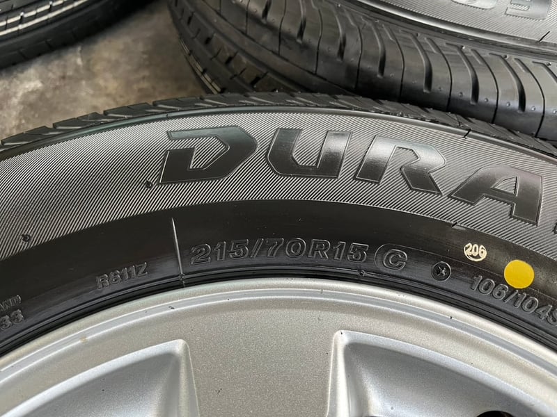 ล้อแม็ก 5รู114 Mitsu Triton ขอบ 15 พร้อมยางใหม่ 215-70-15 Bridgestone ปลายปี25
