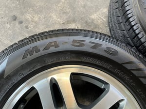 ล้อแม็ก Honda CRV ขอบ 15 เทาหน้าเงา พร้อมยาง 205-70-15 Maxxis ปี 24