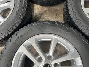 ล้อแม็กป้ายแดงพร้อมยาง ISUZU D-Max ขอบ 17 สวยกริ๊บ ล้อแม็กป้ายแดงพร้อมยาง ISUZU D-Max ขอบ 17 สวยกริ๊บ