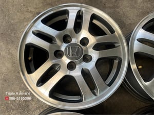 ล้อแม็ก 5รู114 Honda CRV G2 ขอบ 15 เทาหน้าเงา สภาพสวย ล้อแม็ก 5รู114 Honda CRV G2 ขอบ 15 เทาหน้าเงา สภาพสวย