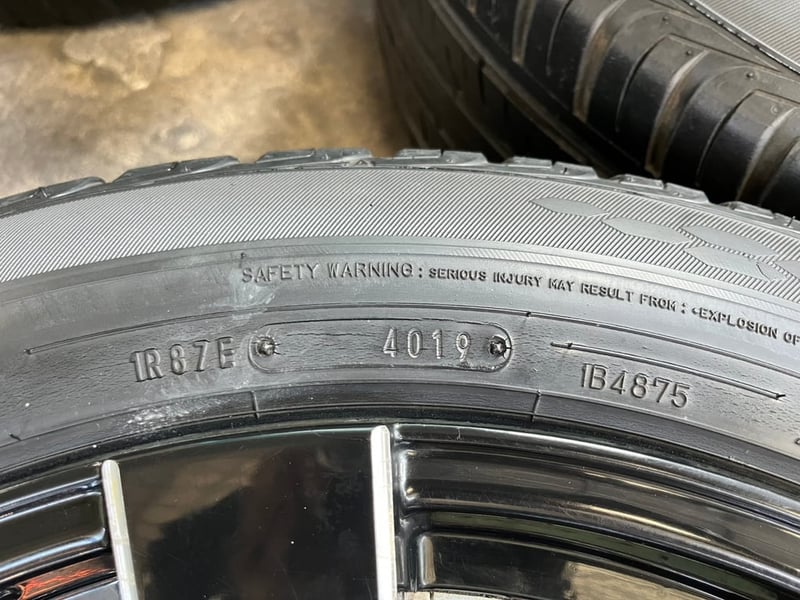 ล้อแม็ก 6รู139 PREDATOR ใบพัด ขอบ 20 แถมยาง 265-50-20 Dunlop ปลายปี 19 ล้อแม็ก 6รู139 PREDATOR ใบพัด ขอบ 20 แถมยาง 265-50-20 Dunlop ปลายปี 19