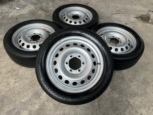 ✨ล้อกระทะ✨6รู139 Toyota ขอบ 17 แถมยาง 215-55-17 Bridgestone ปลายปี 21