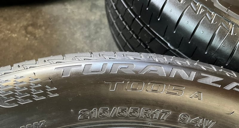 ยางป้ายแดง 215-55-17 Bridgestone ปลายปี 25 สวยกริ๊บ