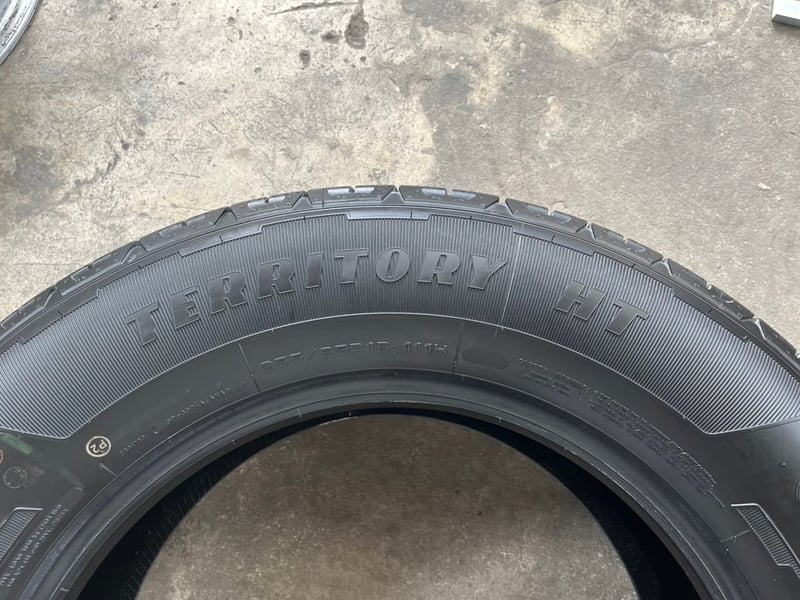 ยางใหม่ป้ายแดง 255-65-18 Goodyear ใหม่กริ๊บ ถอดจากโชว์รูมรถ