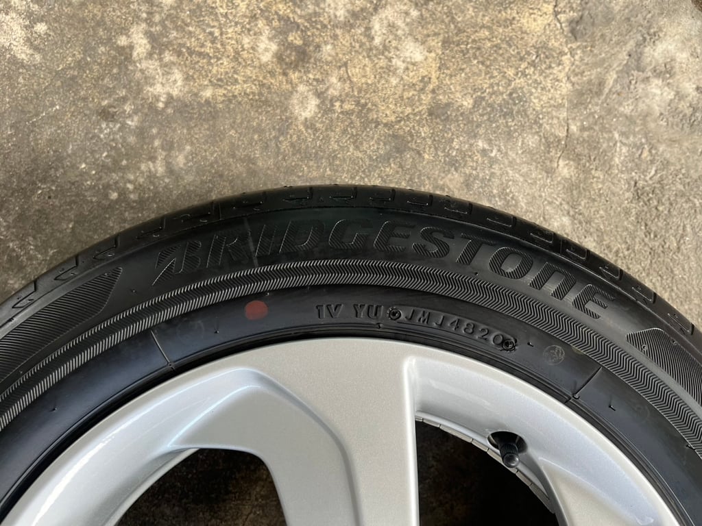 ล้อแม็ก Honda City ใบพัด ขอบ 15 แถมยาง 175-65-15 Bridgestone ปลายปี 20 ล้อแม็ก Honda City ใบพัด ขอบ 15 แถมยาง 175-65-15 Bridgestone ปลายปี 20