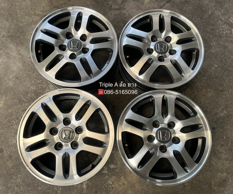 ล้อแม็ก 5รู114 Honda CRV G2 ขอบ 15 เทาหน้าเงา สภาพสวย ล้อแม็ก 5รู114 Honda CRV G2 ขอบ 15 เทาหน้าเงา สภาพสวย