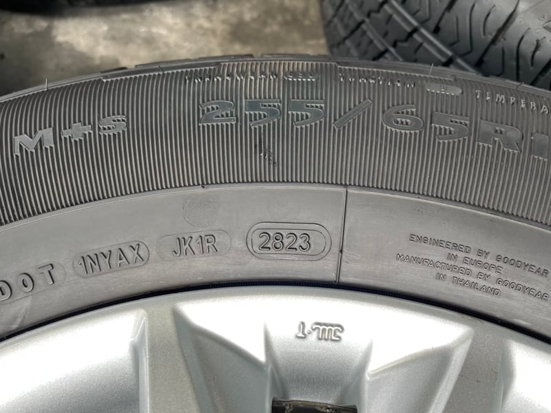 ล้อแม็ก ISUZU D-Max Blue Power ขอบ 18 พร้อมยาง 255-65-18 Goodyear ปี 23 ล้อแม็ก ISUZU D-Max Blue Power ขอบ 18 พร้อมยาง 255-65-18 Goodyear ปี 23