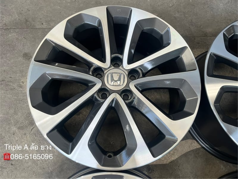 ล้อแม็ก Honda Accord G9 ขอบ 18 สีเทาหน้าเงา สวยกริ๊บ ล้อแม็ก Honda Accord G9 ขอบ 18 สีเทาหน้าเงา สวยกริ๊บ