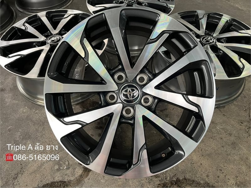 ล้อแม็ก 5รู114 Toyota Corolla Cross ขอบ 18 เทาหน้าเงา