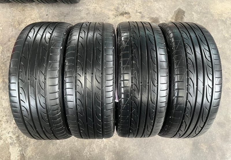 ล้อแม็ก 6รู139 Toyota ขอบ 18 เทาหน้าเงา แถมยาง 225-45-18 Dunlop ปี 20 ใส่กับ รถตู้ Commuter 6รู139 ได้เลย