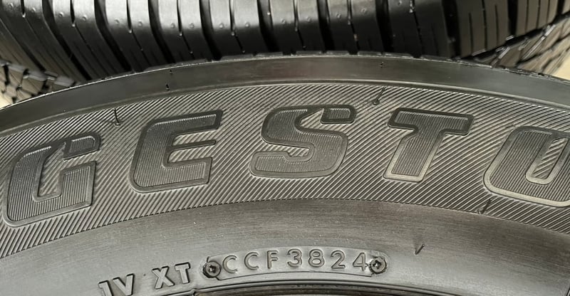 ยาง 265-60-18 Bridgestone ปลายปี 24 สภาพสวยกริ๊บ