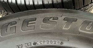 ยาง 265-60-18 Bridgestone ปลายปี 24 สภาพสวยกริ๊บ