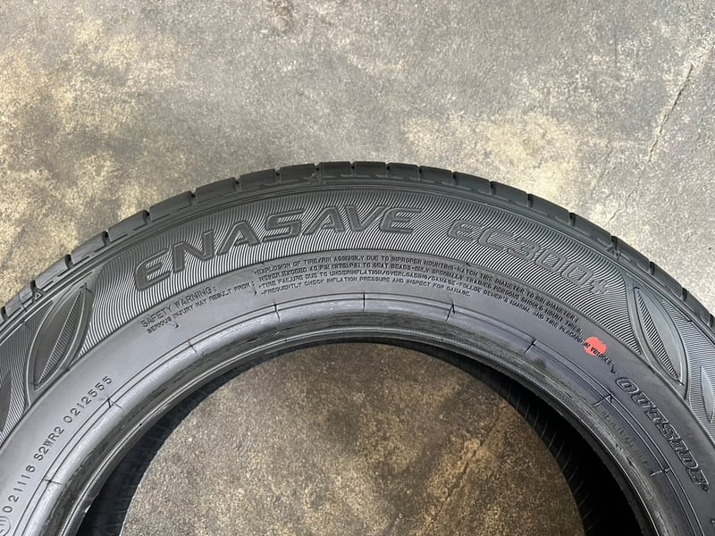 ยางใหม่ 185-65-15 Dunlop ปี 26 ใหม่กริ๊บ ยางใหม่ 185-65-15 Dunlop ปี 26 ใหม่กริ๊บ