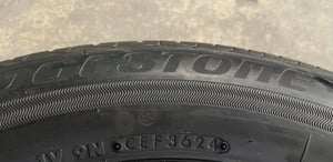 ยางใหม่ป้ายแดง 195-65-15 Bridgestone สวยกริ๊บ ถอดจากรถใหม่ป้ายแดง