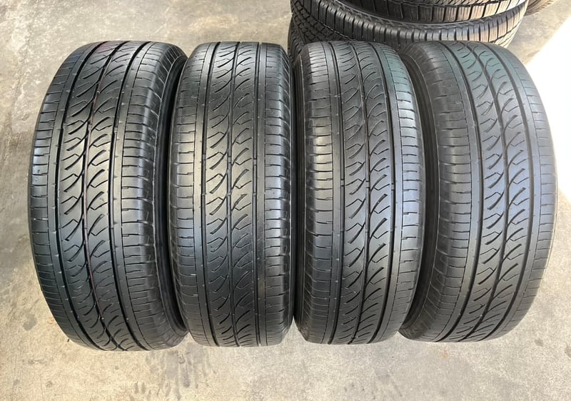 ล้อแม็ก 6รู139 Toyota ขอบ 16 พร้อมยาง 215-65-16 Firestone ปี 24 ใส่กับ รถตู้ Commuter 6รู139 ได้เลย