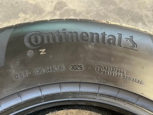 ยางน้องๆป้ายแดง 265-65-17 Continental ปี 25