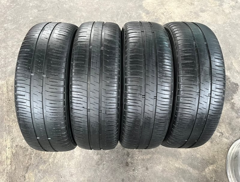 ล้อแม็ก Toyota Vios รุ่นพิเศษ ขอบ 15 สีเทา พร้อมยาง 185-60-15 Michelin ปี 22