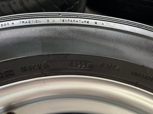 ล้อกระทะ 6รู139 Toyota ขอบ 17 แถมยาง 255-65-17 Dunlop ปี 22