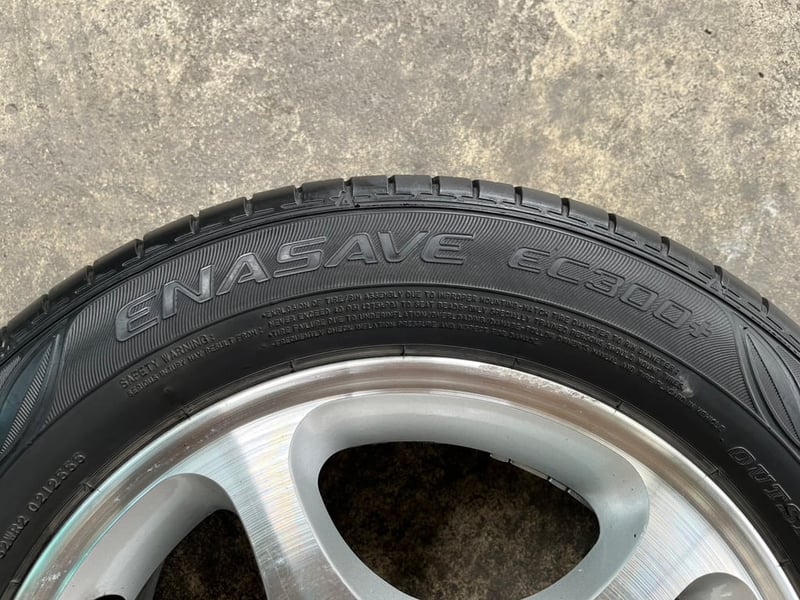 ล้อแม็ก 4รู100 Honda ขอบ 15 แถมยาง 185-65-15 Dunlop ปี 20