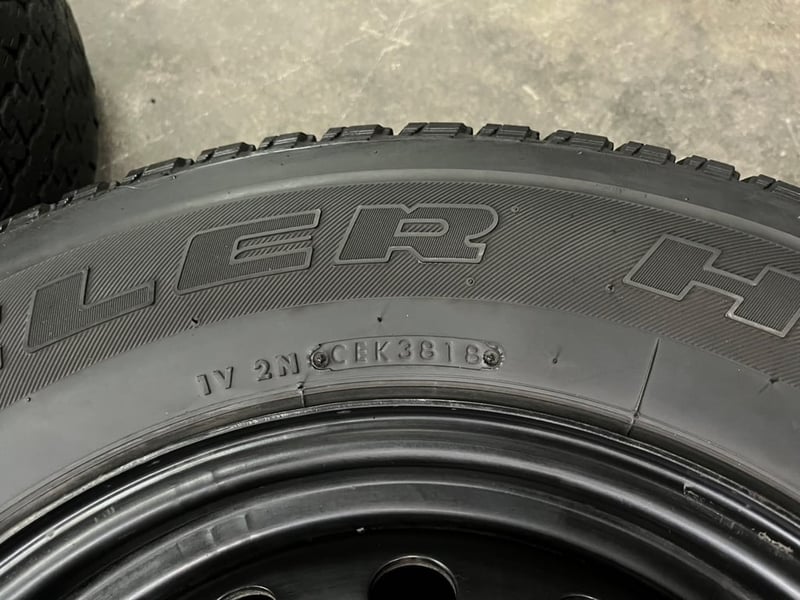 ล้อกระทะ 5รู114 Toyota ขอบ 16 สีดำ แถมยาง 205R16 Bridgestone ปลายปี 18 ล้อกระทะ 5รู114 Toyota ขอบ 16 สีดำ แถมยาง 205R16 Bridgestone ปลายปี 18