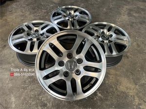 ล้อแม็ก 5รู114 Honda CRV G2 ขอบ 15 เทาหน้าเงา สภาพสวย ล้อแม็ก 5รู114 Honda CRV G2 ขอบ 15 เทาหน้าเงา สภาพสวย