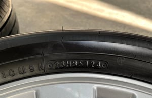 ล้อแม็กพร้อมยางป้ายแดง 5รู114 Nissan Serena รุ่นใหม่ล่าสุด ขอบ 15 ใหม่กริ๊บ