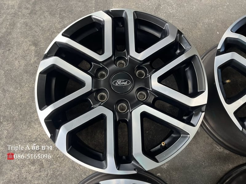 ล้อแม็กป้ายแดง Ford Next-Gen Sport ขอบ 18 ดำหน้าเงา สวยกริ๊บ