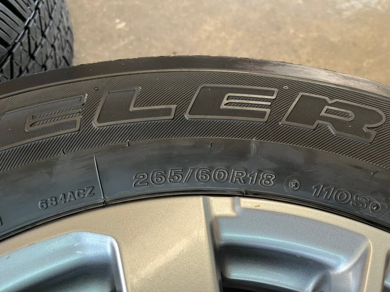 ล้อแม็ก 6รู139 Mitsu Pajero ขอบ 18 พร้อมยาง 265-60-18 Bridgestone ปลายปี 24