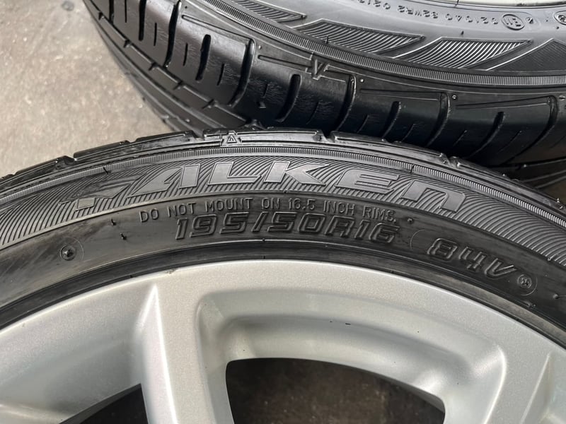ล้อแม็ก Mazda 2 ขอบ 16 พร้อมยาง 195-50-16 FALKEN ปี 22