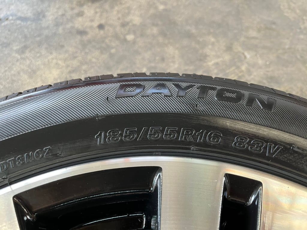 ล้อแม็ก Honda City ก้านคู่ ขอบ 16 พร้อมยางใหม่ 185-55-16 DAYTON By Bridgestone ปี 25