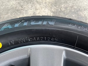 ล้อแม็กพร้อมยางใหม่ 5รู100 Toyota Altis ขอบ 15 สีเทา สวยกริ๊บ