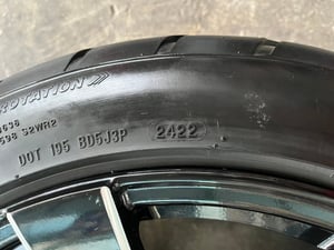 ล้อแม็ก 6รู139 GT-X ใบพัด ขอบ 18 พร้อมยาง 235-45-18 Greentrac ปี 22