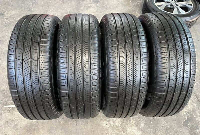 ล้อแม็ก Toyota Fortuner BMC ขอบ 17 สีเทาดำ พร้อมยางป้ายแดง 265-65-17 Continental ปี 25