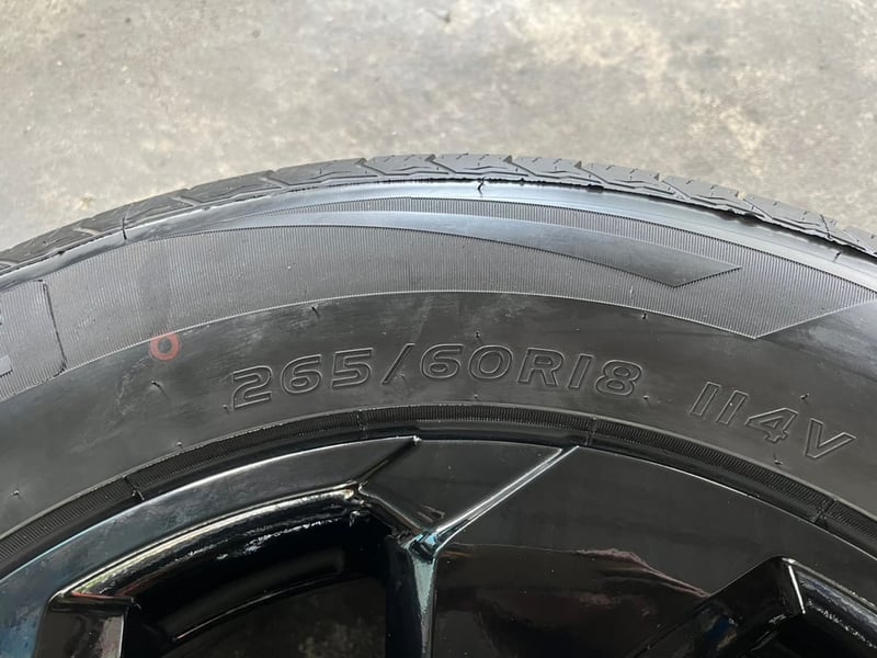 ล้อแม็กป้ายแดง Mitsu Pajero Sport รุ่นใหม่ล่าสุด ขอบ 18 สีดำแท้ พร้อมยาง 265-60-18 GOODRIDE ปี 25