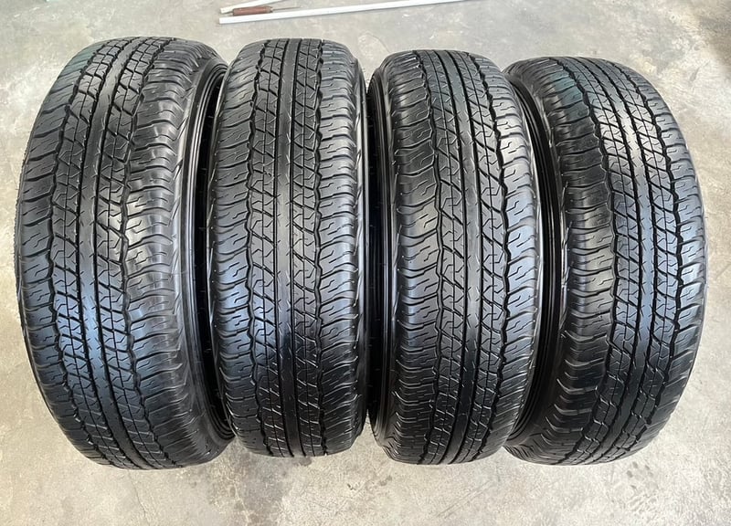 ล้อแม็ก 5รู114 Toyota ขอบ 17 พร้อมยาง 225-70-17 Dunlop ปี 21