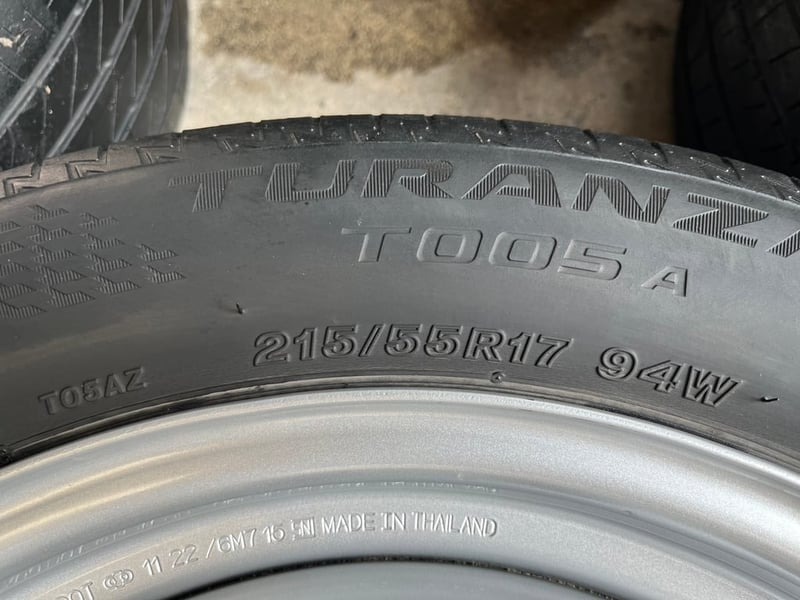 ✨ล้อกระทะ✨6รู139 Toyota ขอบ 17 แถมยาง 215-55-17 Bridgestone ปลายปี 21