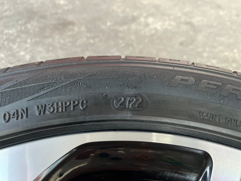 ล้ออะไหล่ 4รู100 Toyota Yaris Ativ ขอบ 16 ดำหน้าเงา พร้อมยาง 195-50-16 FORTUNE ปี 22 ล้ออะไหล่ 4รู100 Toyota Yaris Ativ ขอบ 16 ดำหน้าเงา พร้อมยาง 195-50-16 FORTUNE ปี 22