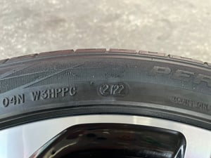 ล้ออะไหล่ 4รู100 Toyota Yaris Ativ ขอบ 16 ดำหน้าเงา พร้อมยาง 195-50-16 FORTUNE ปี 22