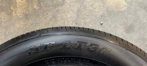 ยางใหม่ป้ายแดง 215-65-16 Dunlop ปี 25 ใหม่กริ๊บ ถอดจากโชว์รูม