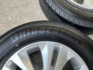 ล้อแม็กป้ายแดง Toyota Revo ขอบ 16 พร้อมยางป้ายแดง 215-65-16 Bridgestone ปลายปี 25 ล้อแม็กป้ายแดง Toyota Revo ขอบ 16 พร้อมยางป้ายแดง 215-65-16 Bridgestone ปลายปี 25