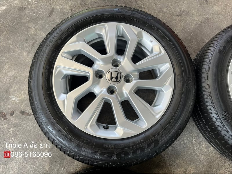 ล้อแม็กแถมยาง 4รู100 Honda Jazz รองท็อป ขอบ 15 ล้อแม็กแถมยาง 4รู100 Honda Jazz รองท็อป ขอบ 15