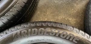 ยางป้ายแดง 215-55-17 Bridgestone ปลายปี 25 สวยกริ๊บ