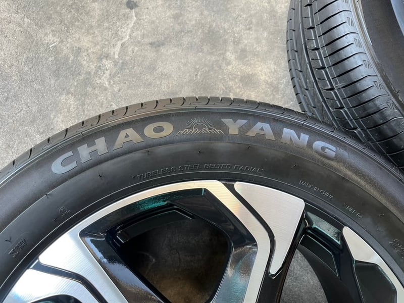 ล้อแม็ก Honda CRV G5 ตัวท็อป ขอบ 18 ดำหน้าเงา พร้อมยางป้ายแดง 225-60-18 CHAOYANG ปี 25