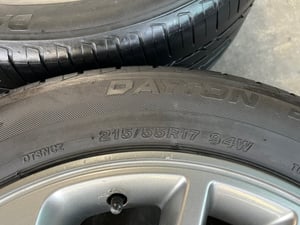 ล้อแม็ก 6รู139 Toyota ขอบ 17 สีเทา พร้อมยาง 215-55-17 Dayton ปี 24 ล้อแม็ก 6รู139 Toyota ขอบ 17 สีเทา พร้อมยาง 215-55-17 Dayton ปี 24
