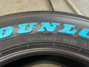 ยางใหม่ 265-60-18 Dunlop(แก้มขาว) ปี 26 ใหม่กริ๊บ เหมาะสำหรับ รถกระบะตัวสูง และ SUV ยางใหม่ 265-60-18 Dunlop(แก้มขาว) ปี 26 ใหม่กริ๊บ เหมาะสำหรับ รถกระบะตัวสูง และ SUV