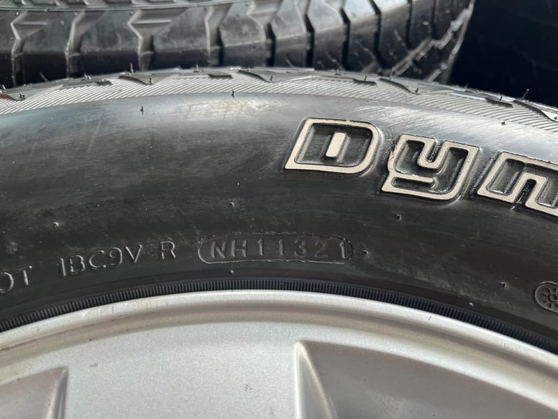 ล้อแม็ก 6รู139 Toyota Vigo ขอบ 16 พร้อมยาง 265-70-16 Hankook(แก้มขาว) ปี 21 